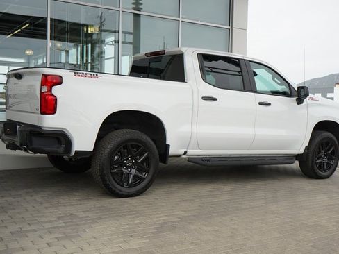 Used 2026 Chevrolet Silverado 1500 LT Trail Boss w/ LT Trail Boss Premium Package image 9
