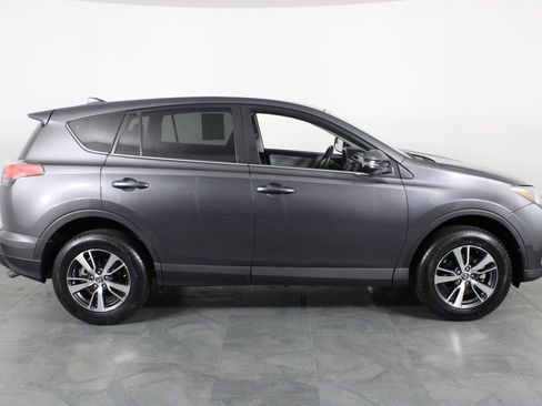 Used 2018 Toyota RAV4 XLE image 13