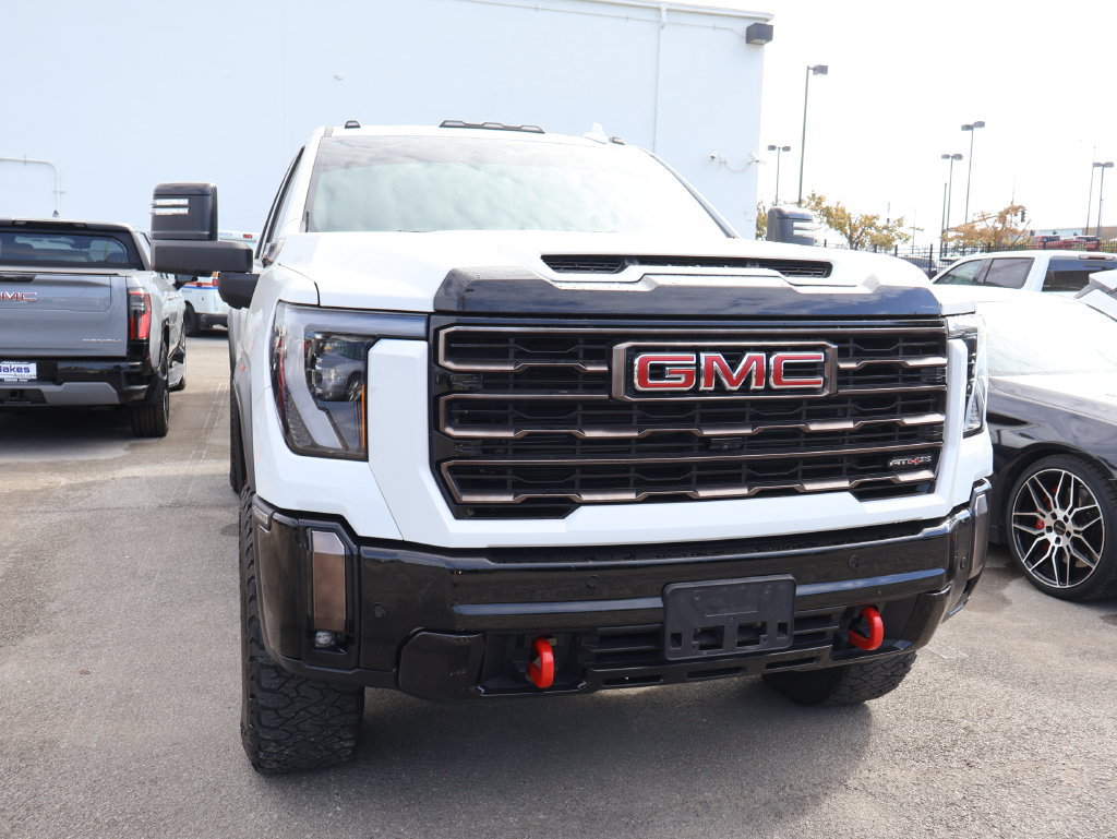 Used 2024 GMC Sierra 2500 AT4X AWD/4WD image 3