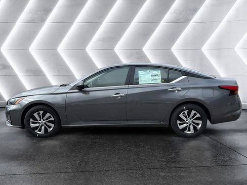 New 2025 Nissan Altima 2.5 S image 8