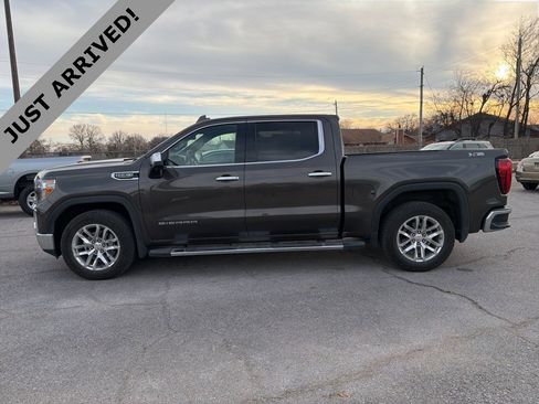 Used 2020 GMC Sierra 1500 SLT w/ SLT Premium Package image 8