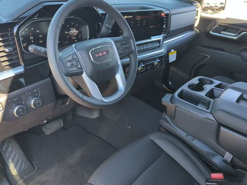 New 2026 GMC Sierra 1500 SLT AWD/4WD image 10
