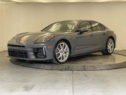 Certified 2025 Porsche Panamera 4 AWD/4WD image 1