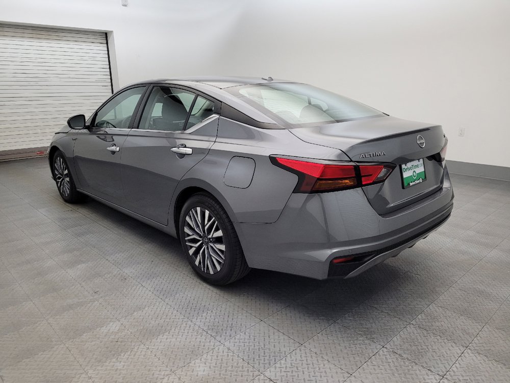 Used 2024 Nissan Altima 2.5 SV FWD image 5