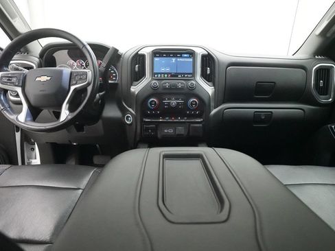 Used 2019 Chevrolet Silverado 1500 LTZ AWD/4WD image 5
