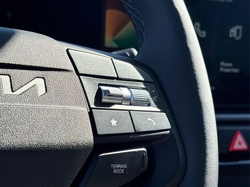 New 2026 Kia Sportage EX image 19