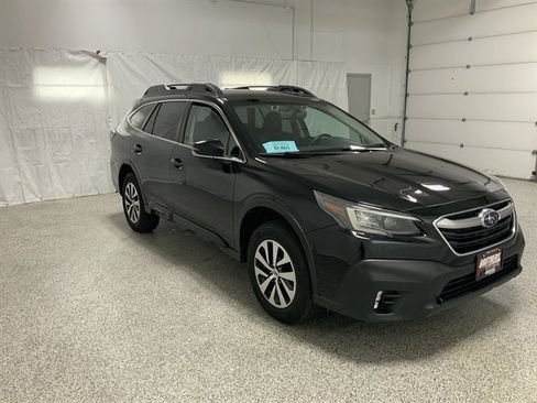 Used 2022 Subaru Outback Premium w/ Popular Package #1 image 4