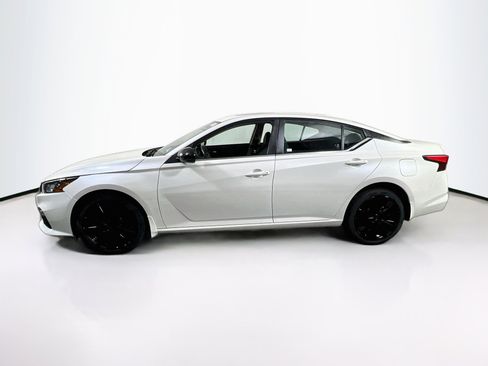 Used 2020 Nissan Altima 2.5 SR w/ Premium Package AWD/4WD image 8