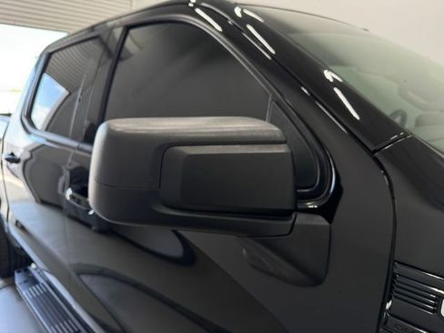 Used 2022 GMC Sierra 1500 Elevation image 37