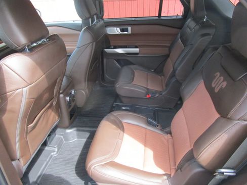 Used 2021 Ford Explorer King Ranch w/ Premium Technology Package AWD/4WD image 20