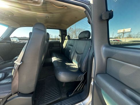 Used 2004 GMC Sierra 1500 SLE w/ Safe And Sound Package image 42