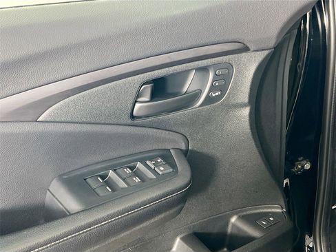 Used 2023 Honda Passport EX-L image 17