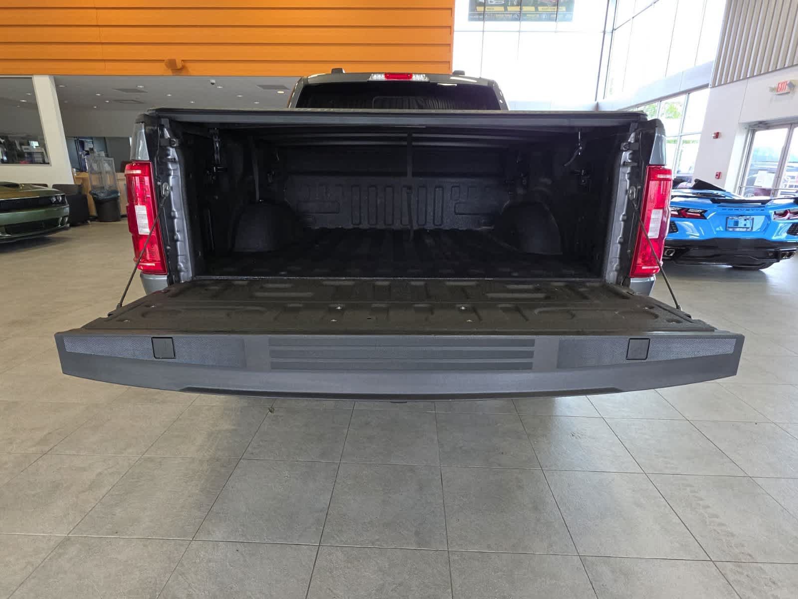 Used 2022 Ford F150 XLT w/ Equipment Group 302A High AWD/4WD image 9