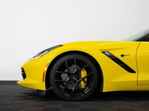 Used 2019 Chevrolet Corvette Stingray Coupe w/ 2LT Preferred Equipment Group RWD image 13
