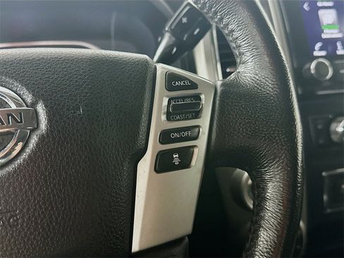 Used 2021 Nissan Titan SV w/ SV Convenience Package image 27