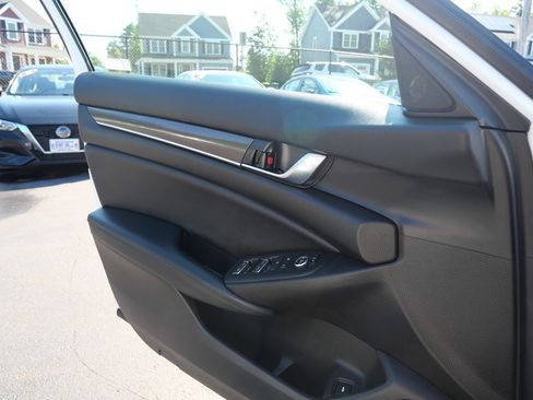 Used 2022 Honda Accord Sport Special Edition image 14