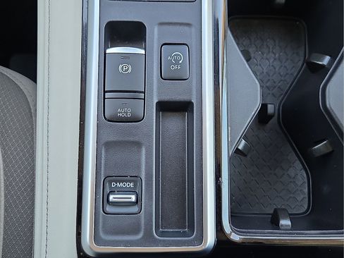Used 2024 Nissan Pathfinder SL FWD image 19