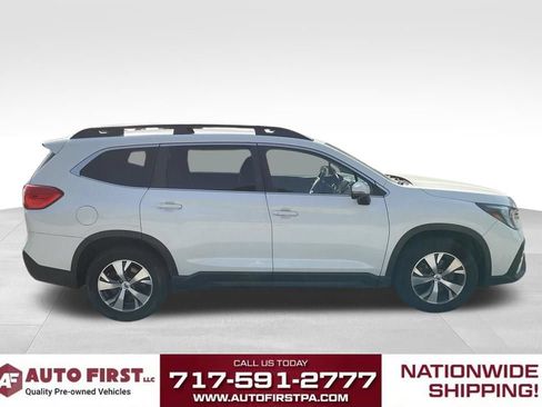 Used 2023 Subaru Ascent Premium AWD/4WD image 3