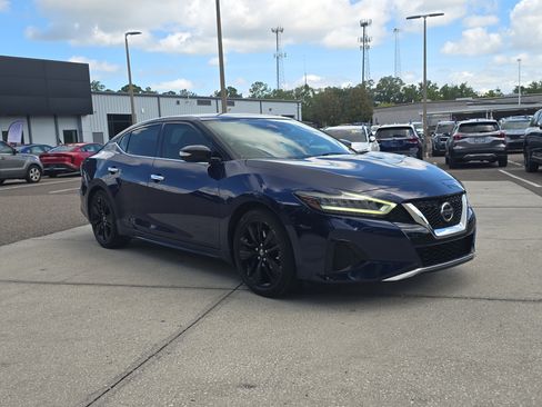 Used 2020 Nissan Maxima 3.5 SV w/ Floor Mat Group FWD image 2