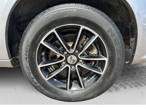 Used 2015 Dodge Grand Caravan R/T FWD image 18