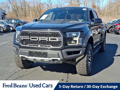 Certified 2018 Ford F150 Raptor w/ Equipment Group 802A Luxury image 4