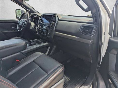 Used 2024 Nissan Titan PRO-4X w/ Pro-4x Convenience Package AWD/4WD image 19