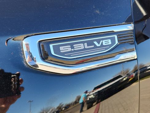 Used 2025 GMC Sierra 1500 SLT image 7