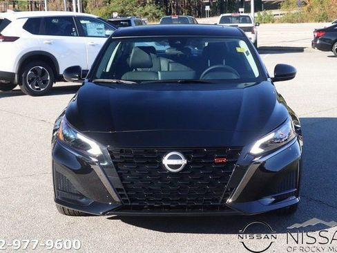 New 2025 Nissan Altima 2.5 SR w/ SR Premium Package image 2