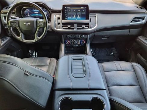 Used 2022 Chevrolet Suburban RST w/ Luxury Package AWD/4WD image 12