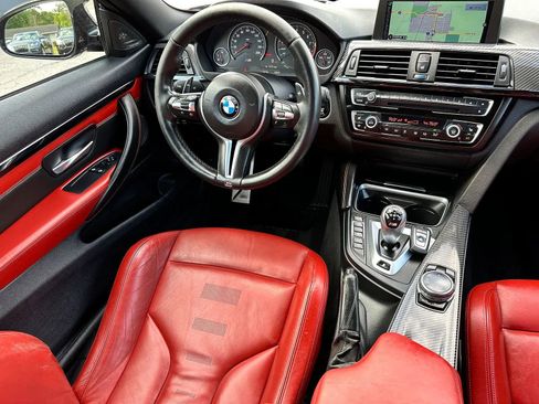Used 2015 BMW M4 Coupe RWD image 13