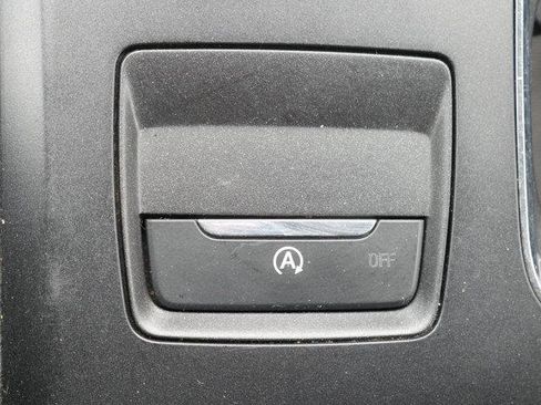 Used 2019 Ford Fusion SE image 21