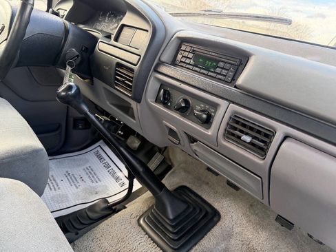 Used 1997 Ford F250 4x4 SuperCab Heavy Duty image 3