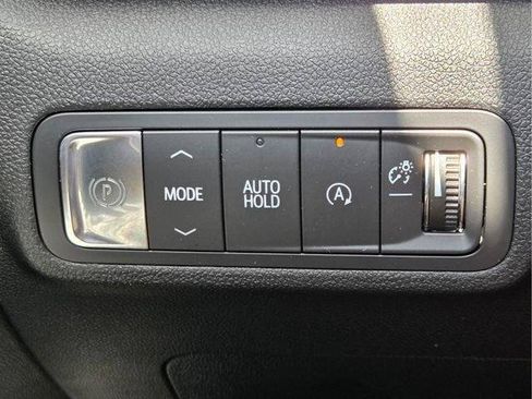 Certified 2025 GMC Terrain Elevation w/ Elevation Premium Package FWD image 28