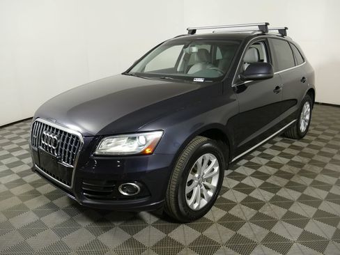 Used 2014 Audi Q5 2.0T Premium Plus w/ Premium Plus Package AWD/4WD image 7