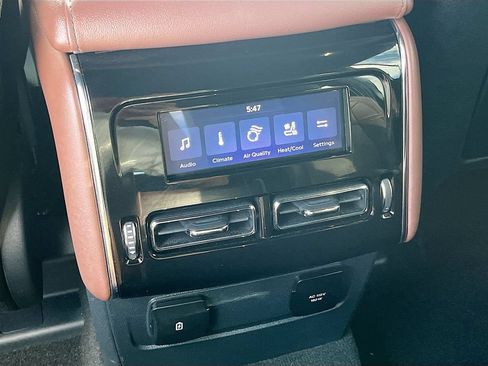 Used 2025 Lincoln Aviator Reserve w/ Equipment Group 201A AWD/4WD image 27