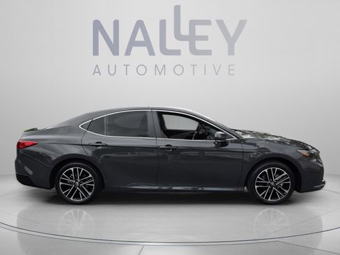 Used 2026 Toyota Camry XLE AWD/4WD image 6