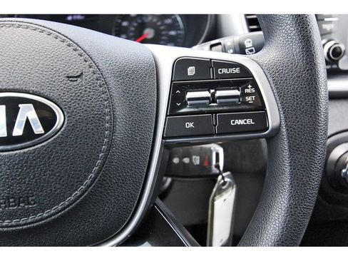 Used 2020 Kia Sorento L FWD image 21