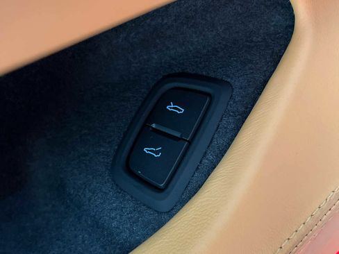 New 2026 Chevrolet Corvette Stingray Premium Conv w/ Z51 Performance Package image 17