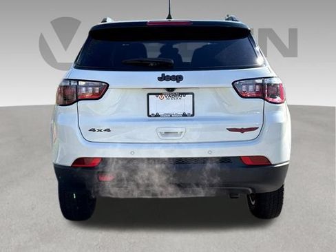 Used 2023 Jeep Compass Trailhawk AWD/4WD image 21