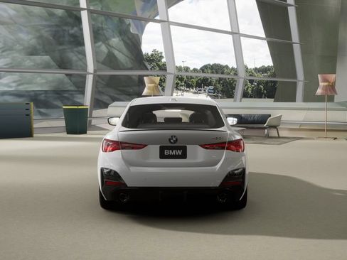 New 2026 BMW 430i w/ M Sport Package RWD image 5
