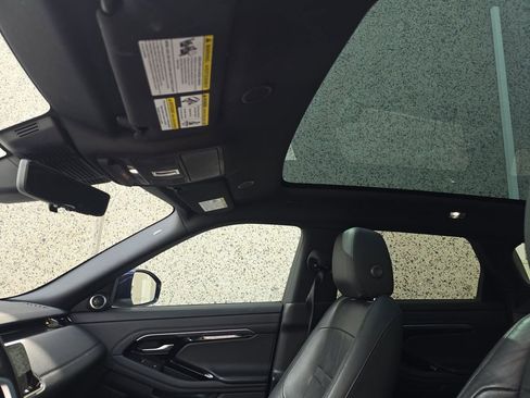 Used 2022 Land Rover Range Rover Evoque R-Dynamic S image 7