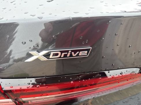 Certified 2024 BMW 530i xDrive w/ Convenience Package image 8