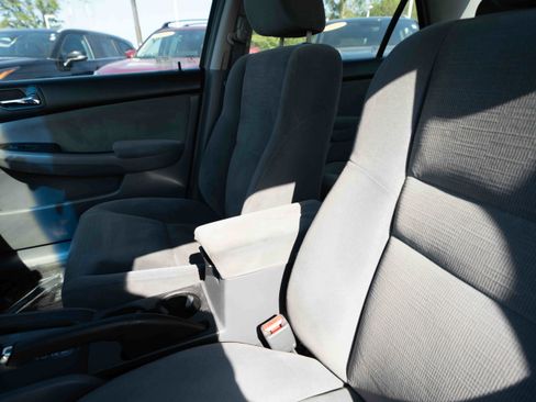 Used 2007 Honda Accord SE image 10