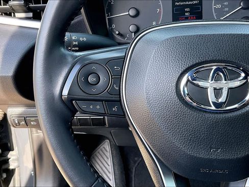 Used 2023 Toyota Corolla SE FWD image 23