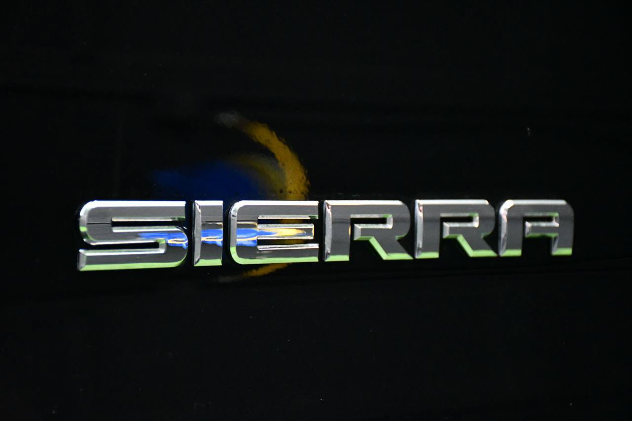 Used 2018 GMC Sierra 1500 SLT AWD/4WD image 6