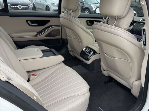 Used 2022 Mercedes-Benz S 500 4MATIC image 14