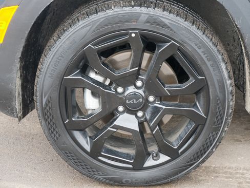 Certified 2025 Kia Seltos X-Line image 15