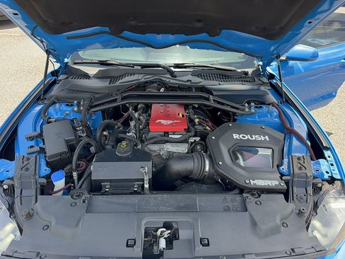 Used 2022 Ford Mustang Coupe RWD image 33