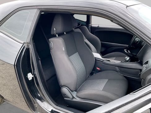 Used 2021 Dodge Challenger GT w/ Blacktop Package RWD image 9