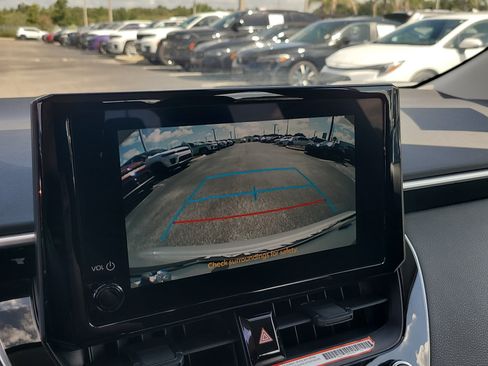 Used 2025 Toyota Corolla LE FWD image 22